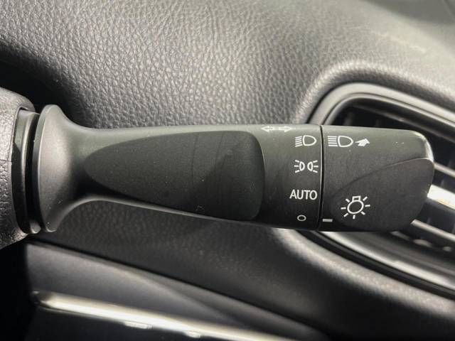 Toyota PRIUS 2019-08 192319-7