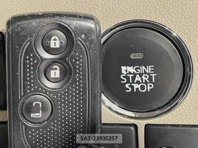 Daihatsu TANTO 2014-05 310059-7