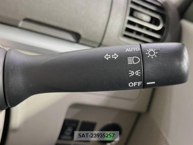 Daihatsu TANTO 2014-05 310059-6
