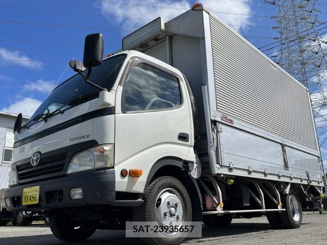 Toyota TOYOACE 2011-06 201640-0