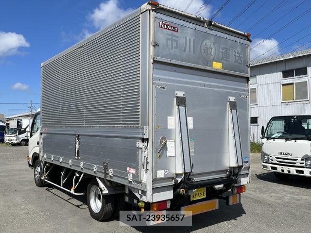 Toyota TOYOACE 2011-06 201640-3
