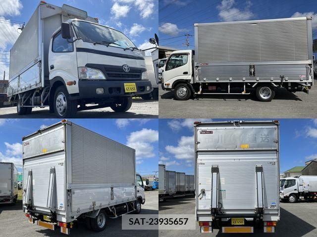 Toyota TOYOACE 2011-06 201640-4