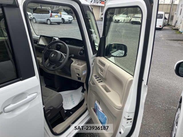 Honda N BOX 2020-08 307445-1