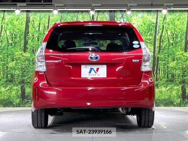 Toyota PRIUS ALPHA 2013-12 322257-15