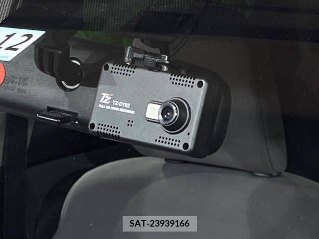 Toyota PRIUS ALPHA 2013-12 322257-5