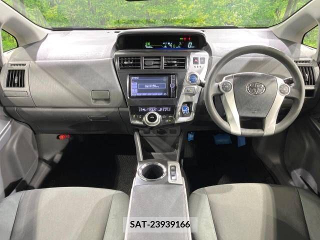 Toyota PRIUS ALPHA 2013-12 322257-1