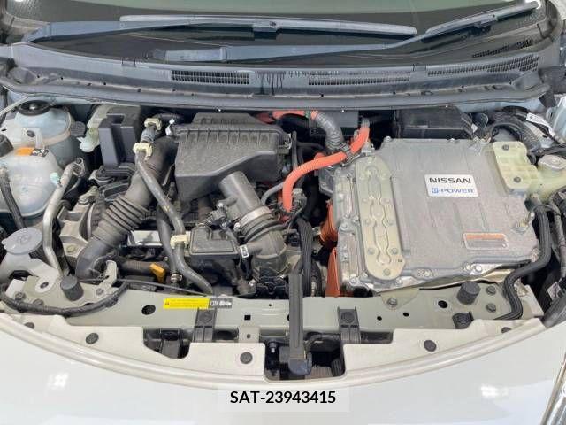 Nissan NOTE 2017-05 329861-18