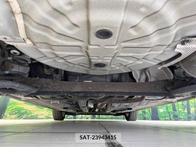 Nissan NOTE 2017-05 329861-19