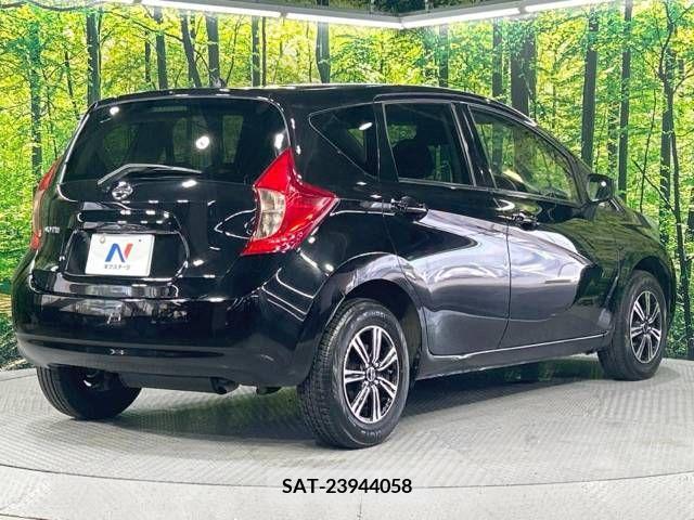 Nissan NOTE 2015-06 381291-17