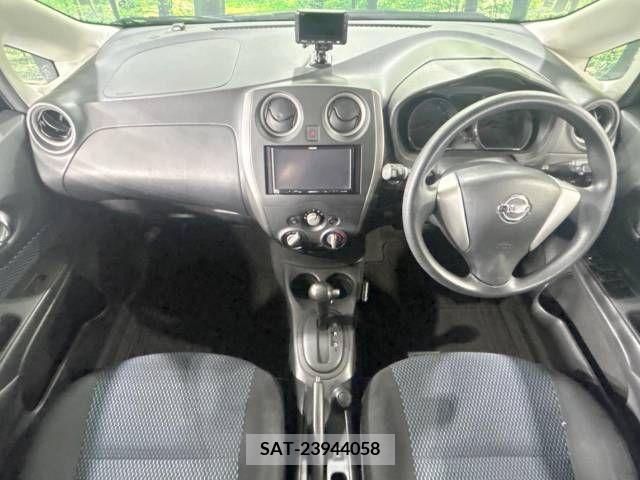 Nissan NOTE 2015-06 381291-1