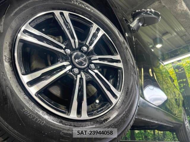 Nissan NOTE 2015-06 381291-13