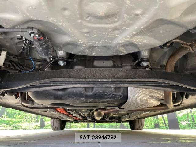 Toyota AQUA 2023-06 356246-18
