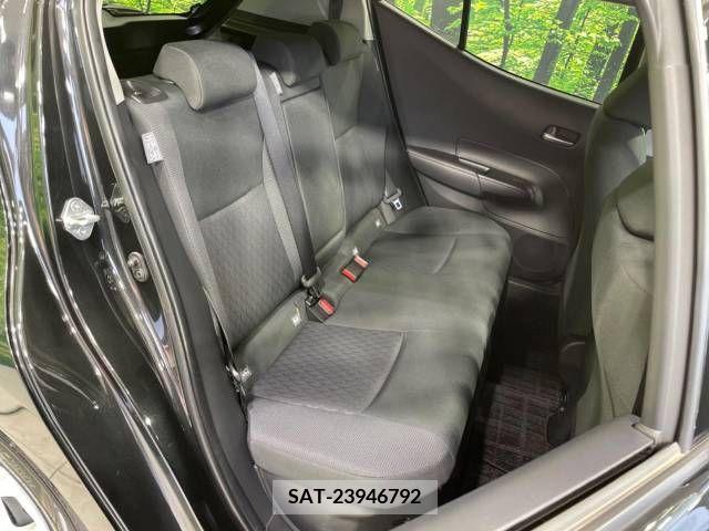 Toyota AQUA 2023-06 356246-8