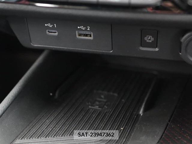 Nissan AURA 2022-09 395820-27