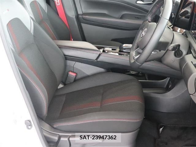 Nissan AURA 2022-09 395820-12