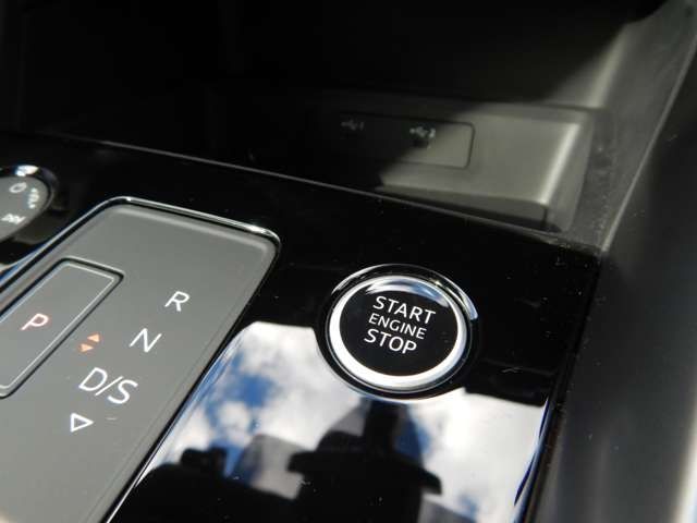 Audi A3 2023-08 27930-19