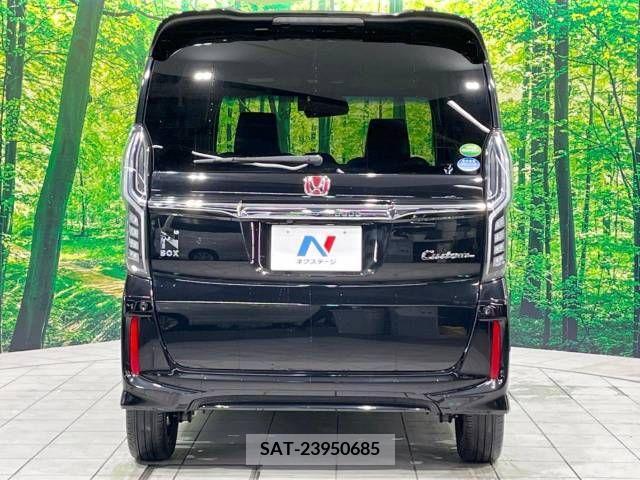 Honda N BOX 2019-05 215586-15