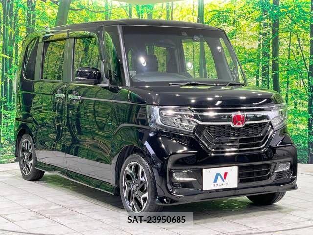 Honda N BOX 2019-05 215586-16