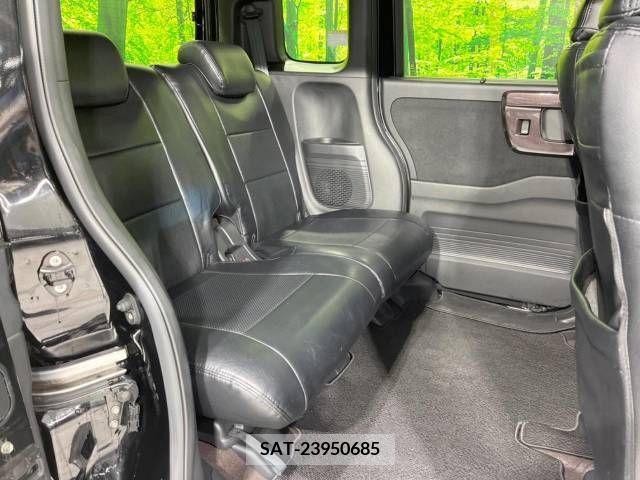 Honda N BOX 2019-05 215586-9