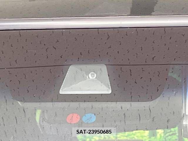 Honda N BOX 2019-05 215586-4