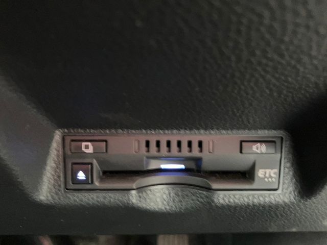 Toyota YARIS 2021-10 187547-13