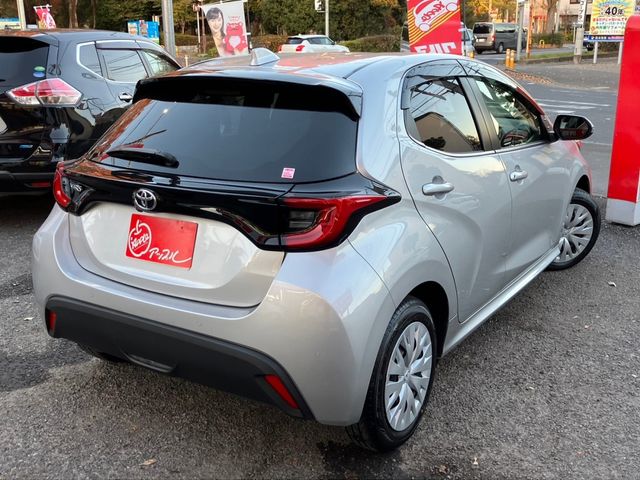Toyota YARIS 2021-10 187547-1