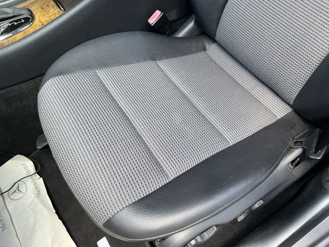 Mercedes Benz C-CLASS 2005-04 8424-27