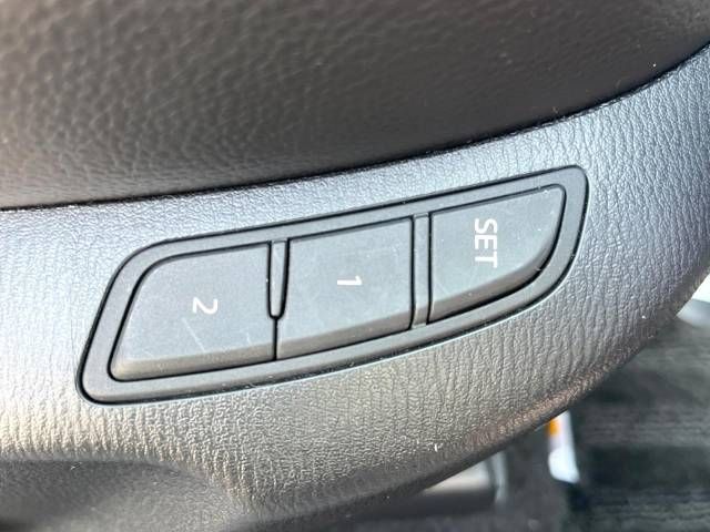 Mazda ATENZA 2013-05 26756-7