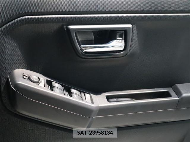 Daihatsu TAFT 2023-09 369092-3