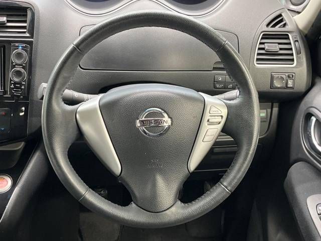 Nissan SERENA 2014-11 185268-11