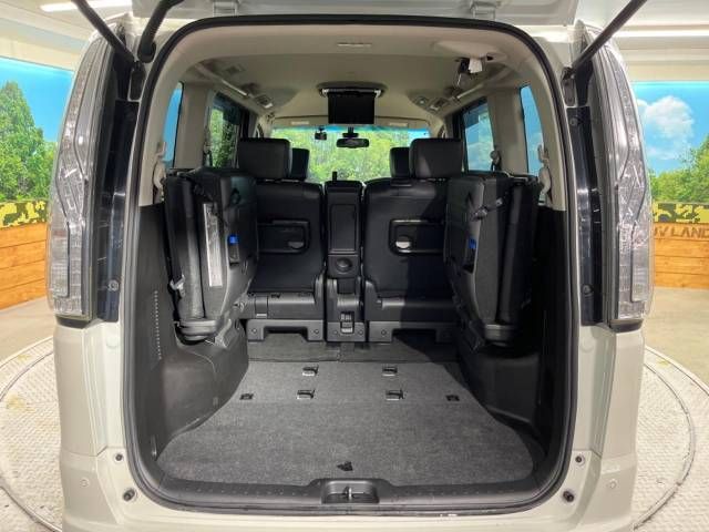 Nissan SERENA 2014-11 185268-10