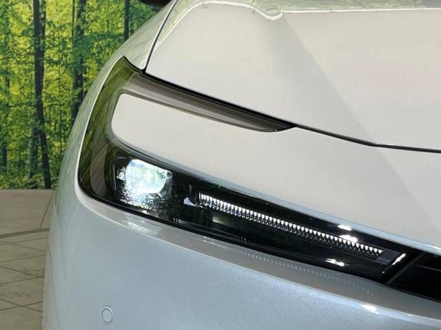Toyota PRIUS 2023-04 28685-12
