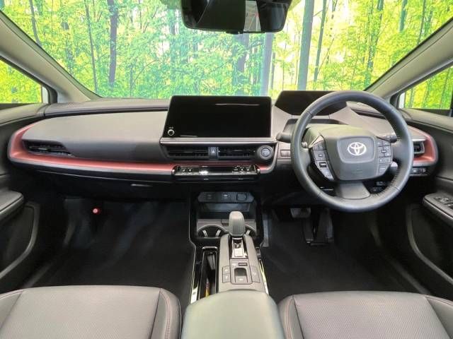 Toyota PRIUS 2023-04 28685-1