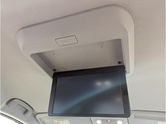 Nissan SERENA 2022-12 195762-4