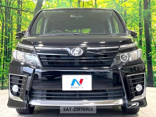 Toyota VOXY 2014-07 329588-14