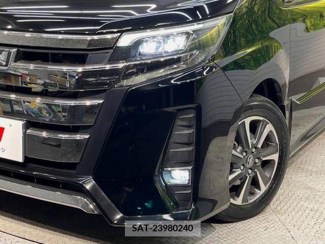 Toyota NOAH 2018-08 279491-13