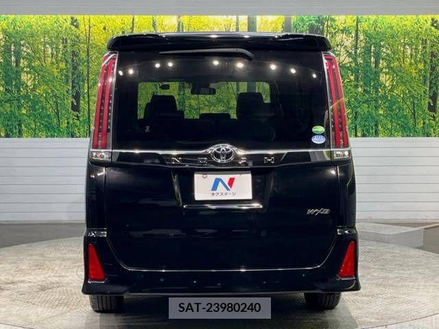 Toyota NOAH 2018-08 279491-16