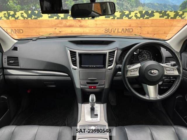 Subaru OUTBACK 2010-09 256817-1
