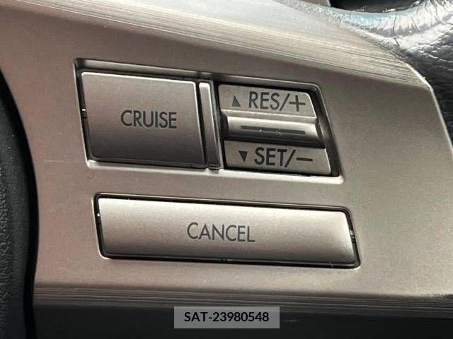 Subaru OUTBACK 2010-09 256817-6