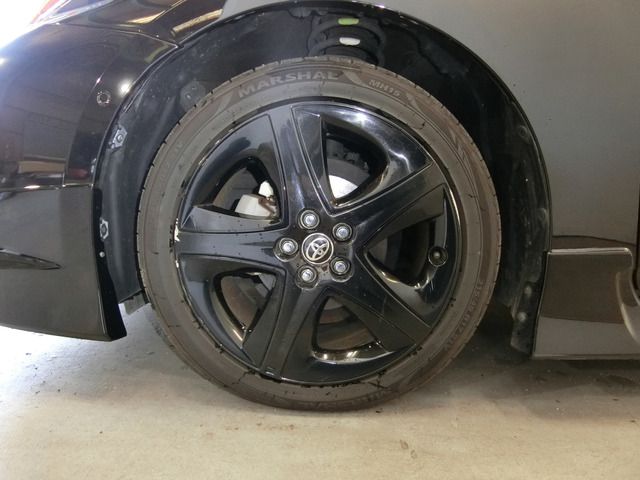 Toyota PRIUS 2016-09 568-14