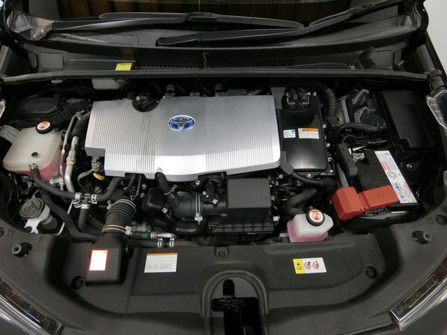 Toyota PRIUS 2016-09 568-18