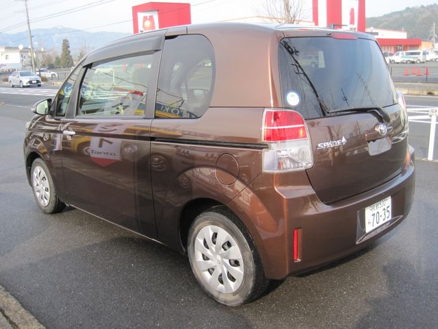 Toyota SPADE 2013-07 326-2