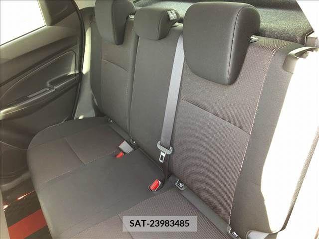 Suzuki SWIFT 2019-02 215198-4