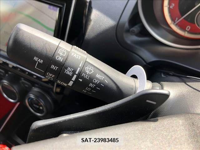 Suzuki SWIFT 2019-02 215198-15