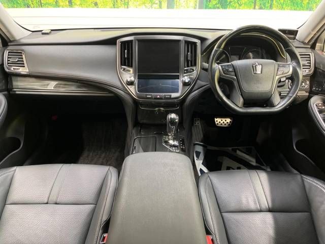 Toyota CROWN SEDAN 2013-02 189663-1