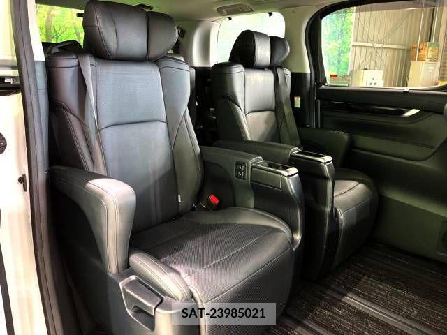 Toyota ALPHARD 2021-08 260261-16