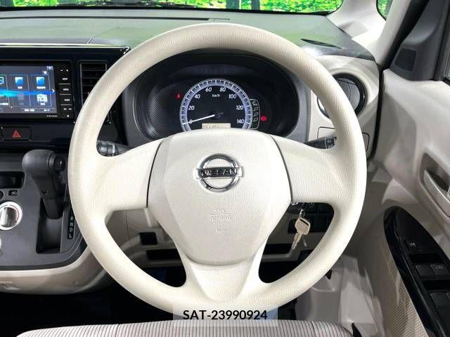Nissan ROOX 2017-07 323831-13