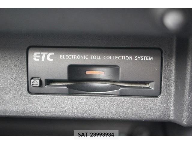 Nissan FUGA 2016-03 270696-6