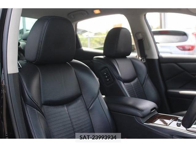 Nissan FUGA 2016-03 270696-14