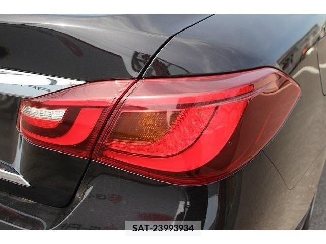 Nissan FUGA 2016-03 270696-12